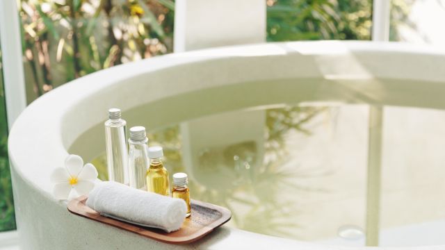 アロマバス