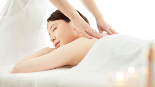 アロママッサージ