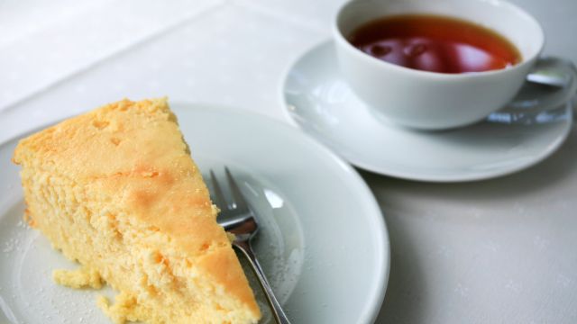 チーズケーキと紅茶